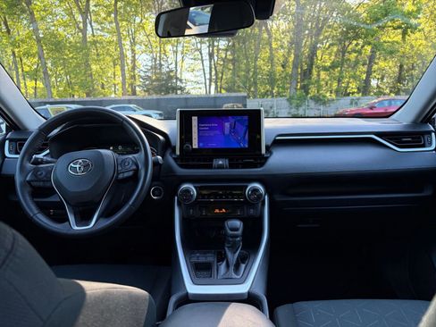 Used 2025 Toyota RAV4 XLE w/ Weather Package FWD image 33