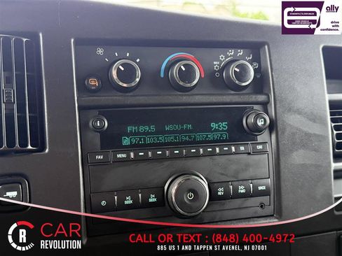Used 2019 Chevrolet Express 3500 LS RWD image 15