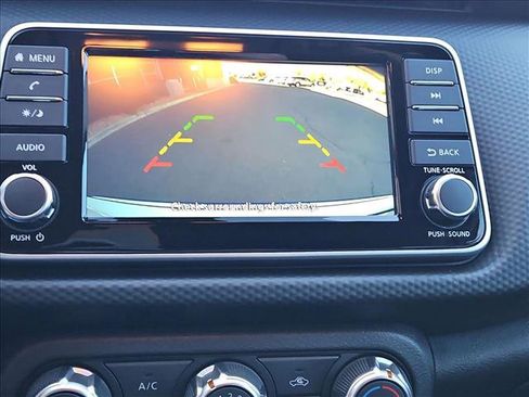 Used 2024 Nissan Kicks S image 14