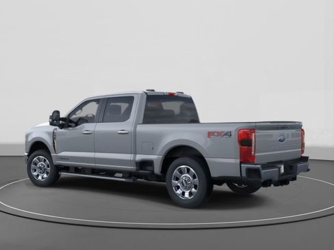 New 2025 Ford F250 Lariat w/ Chrome Package image 4