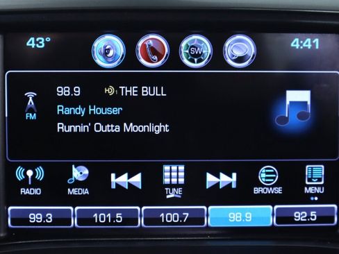 Used 2017 Chevrolet Silverado 1500 LT w/ All Star Edition image 18