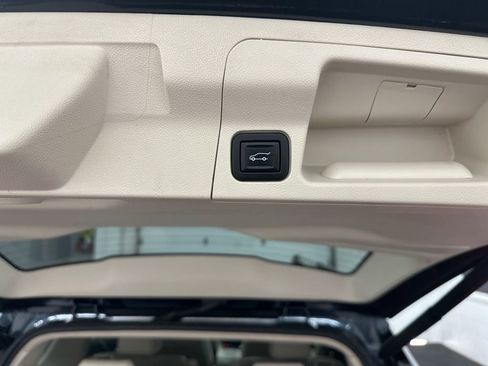 Used 2020 GMC Acadia Denali w/ LPO, Floor Liner Package image 40