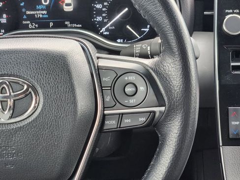 Used 2020 Toyota Avalon XLE image 27
