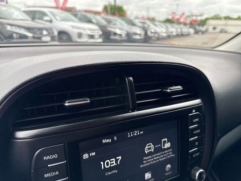 Used 2021 Kia Soul S FWD image 23