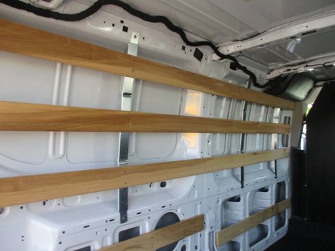 Used 2025 Ford Transit 250 Low Roof w/ Exterior Upgrade Package RWD image 26