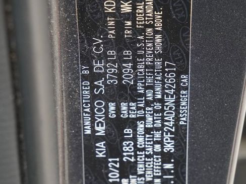 Used 2022 Kia Forte LXS FWD image 26