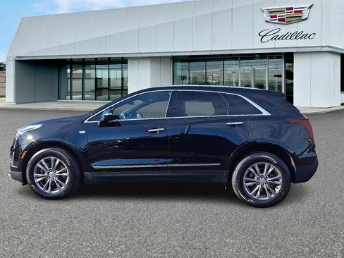 Certified 2023 Cadillac XT5 Premium Luxury image 2