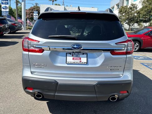 Used 2025 Subaru Ascent Touring image 5