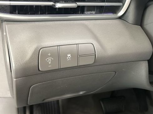 Used 2024 Hyundai Elantra SEL w/ Convenience Package FWD image 19
