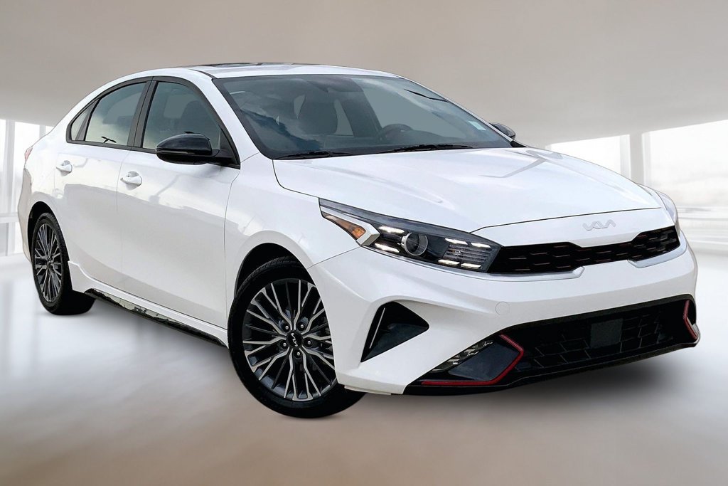 Used 2024 Kia Forte GT-Line w/ GT-Line Premium Package FWD image 12