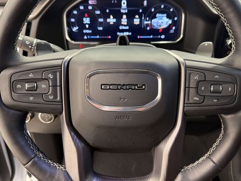 Used 2026 GMC Sierra 1500 Denali Ultimate AWD/4WD image 11