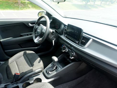 Used 2023 Kia Rio LX image 22
