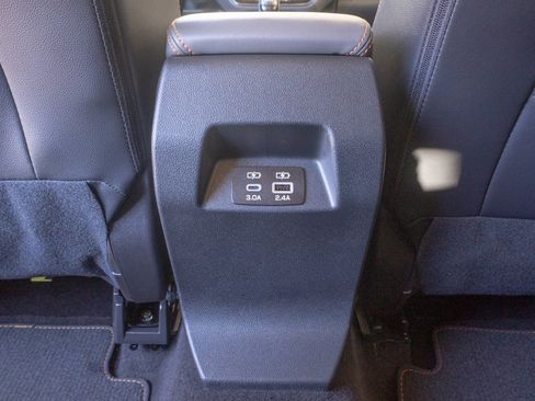 Certified 2025 Subaru Crosstrek 2.5i Limited image 19