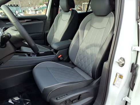 New 2026 Volkswagen Tiguan SEL R-Line image 4