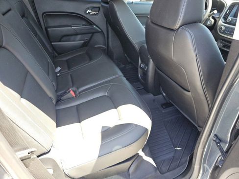 Used 2019 Chevrolet Colorado ZR2 AWD/4WD image 5