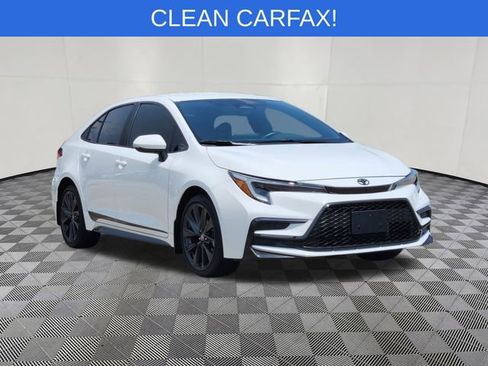 Used 2024 Toyota Corolla SE image 2