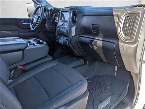 Used 2025 Chevrolet Silverado 2500 Custom w/ Custom Convenience Package image 19