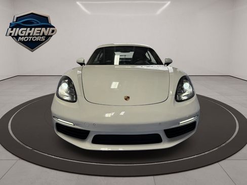 Used 2018 Porsche 718 Cayman w/ Sport Chrono Package image 14