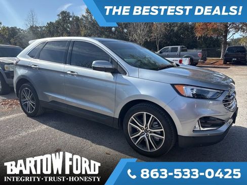 Used 2024 Ford Edge Titanium image 3