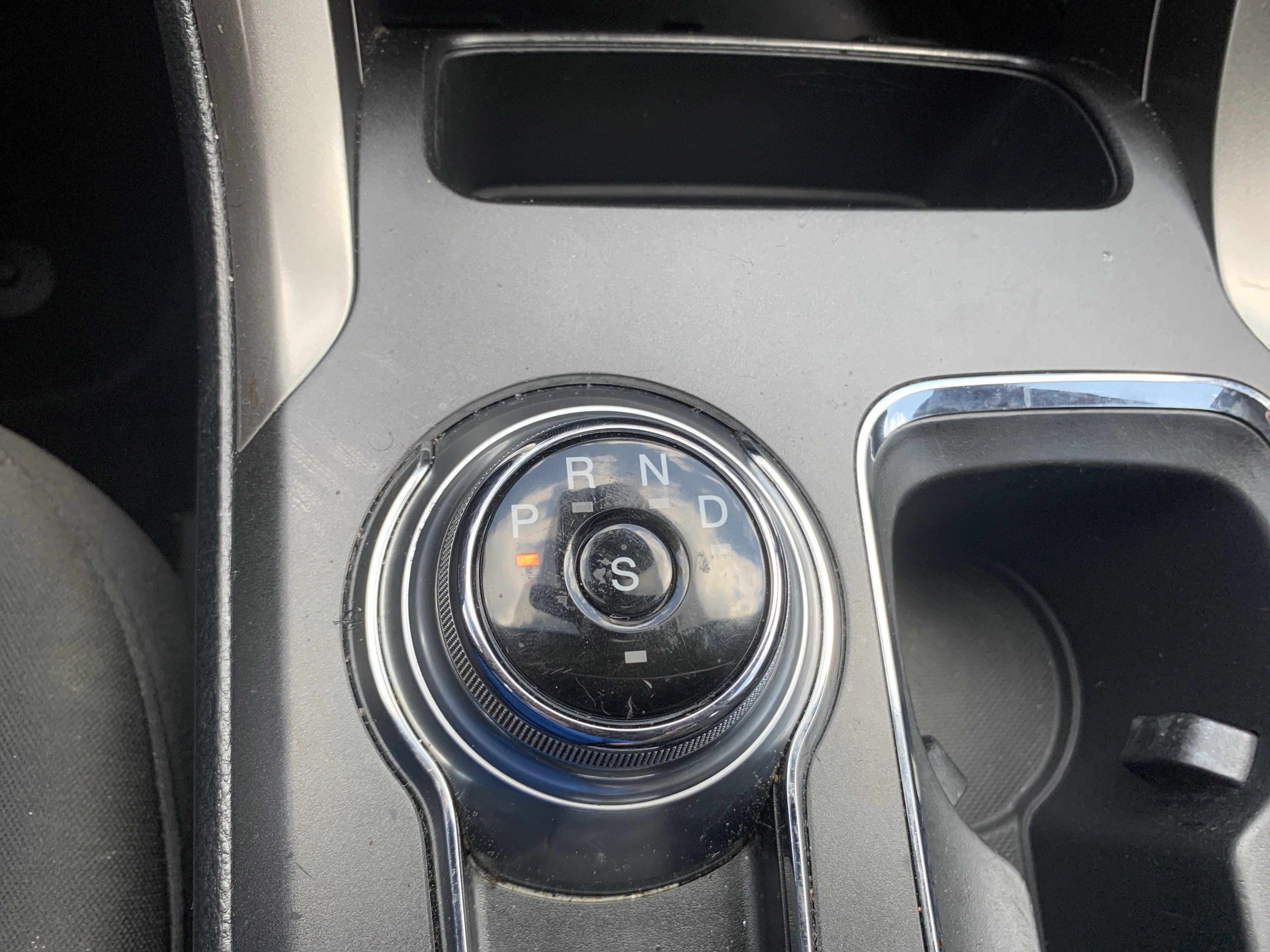 Used 2019 Ford Fusion SE FWD image 26