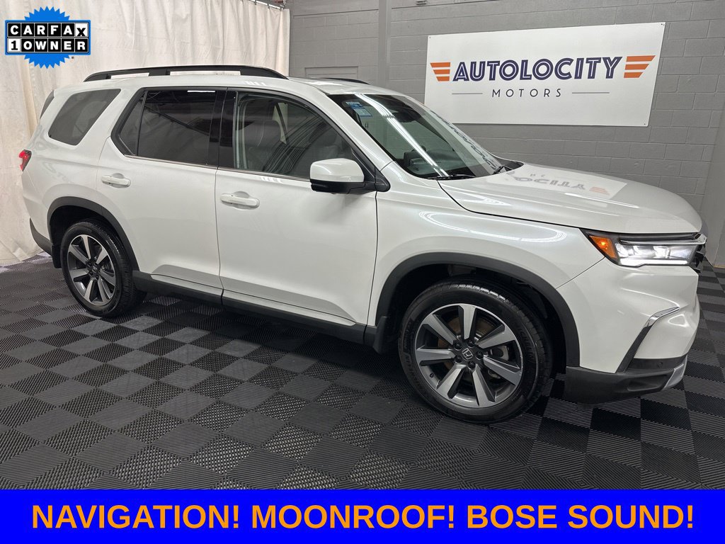 Used 2024 Honda Pilot Elite image 1