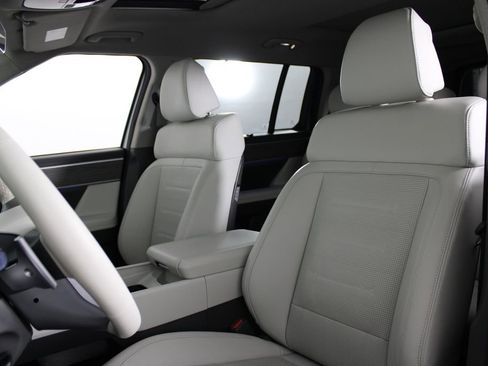 Used 2024 Hyundai Santa Fe Limited image 19