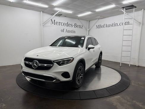 Certified 2026 Mercedes-Benz GLC 300 image 3