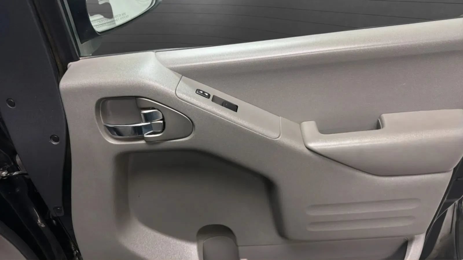 Used 2019 Nissan Frontier SV AWD/4WD image 17
