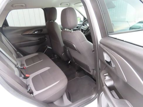 Certified 2024 Chevrolet TrailBlazer LT AWD/4WD image 25