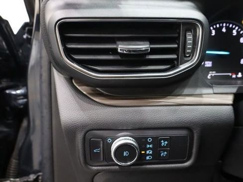 Used 2022 Ford Explorer Limited w/ Equipment Group 301A image 23