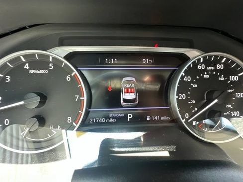 Used 2023 Nissan Rogue SL w/ SL Premium Package FWD image 14
