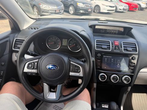 Used 2018 Subaru Forester 2.5i Premium w/ All-Weather Package AWD/4WD image 13
