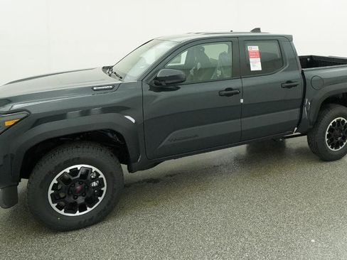 New 2026 Toyota Tacoma TRD Off-Road image 5