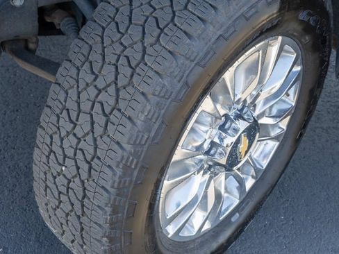 Used 2020 Chevrolet Silverado 3500 LTZ w/ LTZ Premium Package image 13