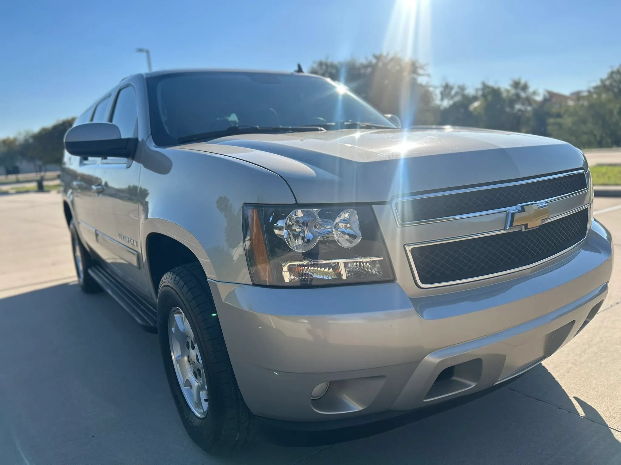 Used 2013 Chevrolet Suburban LS w/ Convenience Package 1 RWD image 4