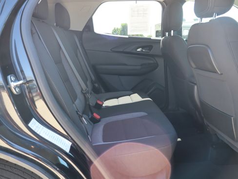 Used 2025 Chevrolet TrailBlazer LT AWD/4WD image 11