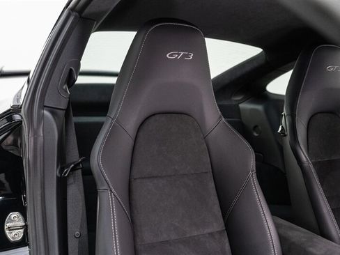 Used 2015 Porsche 911 GT3 RWD image 44