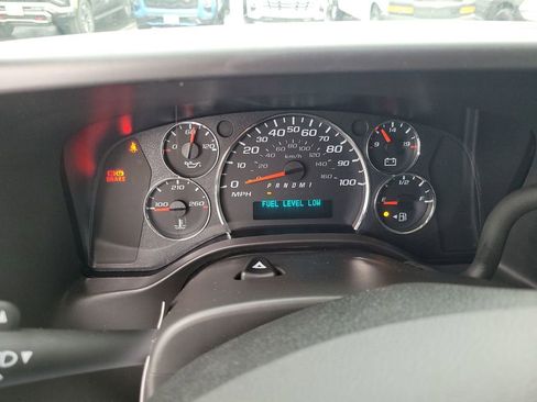 New 2025 Chevrolet Express 2500 Work Van image 4