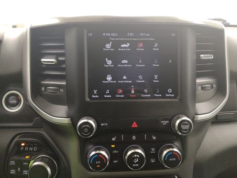 Used 2019 RAM 1500 Big Horn AWD/4WD image 25