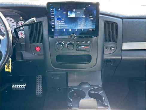 Used 2005 Dodge Ram 1500 Truck 2WD Quad Cab image 17