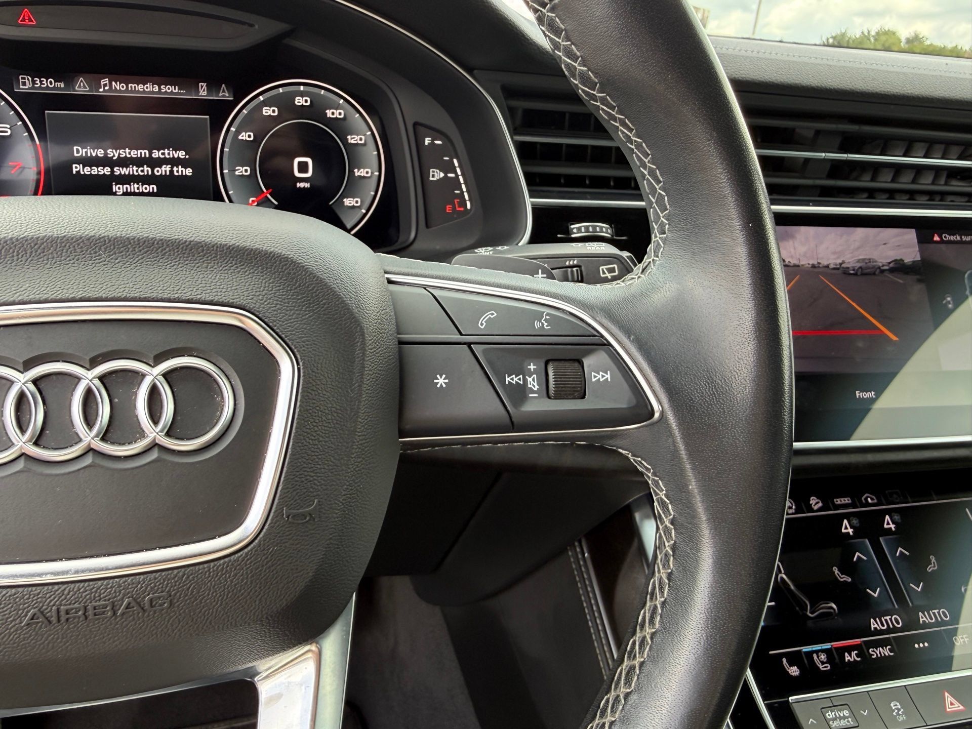 Used 2023 Audi Q8 Premium Plus w/ Premium Plus Package AWD/4WD image 22