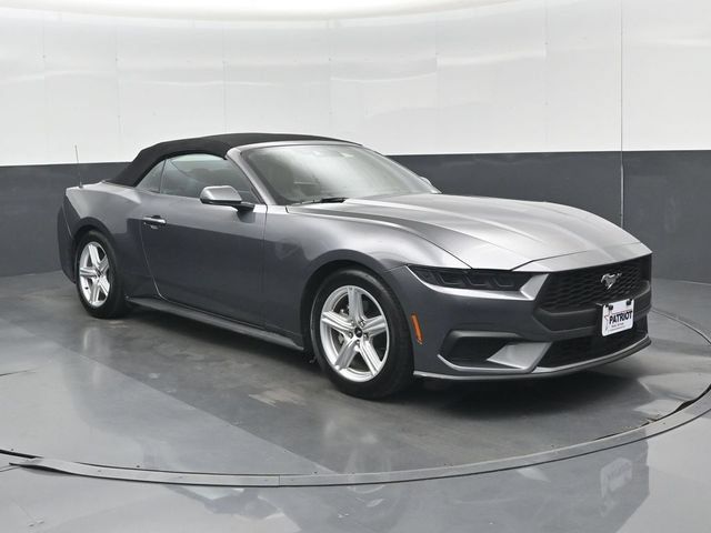 Used 2026 Ford Mustang Premium RWD image 27