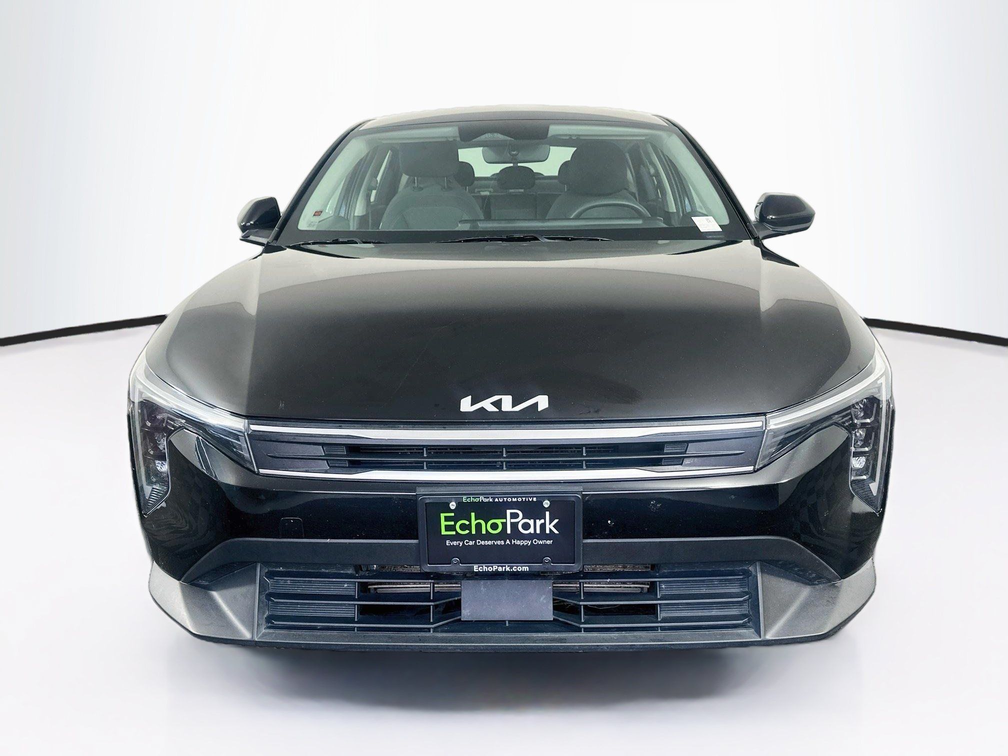 Used 2025 Kia K4 FWD image 2
