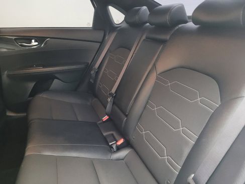 Used 2022 Kia Forte GT-Line image 18