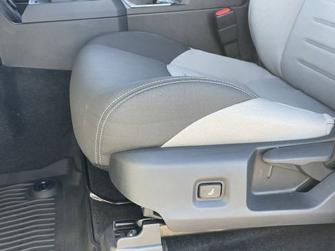 New 2025 Toyota Tacoma TRD Off-Road image 18