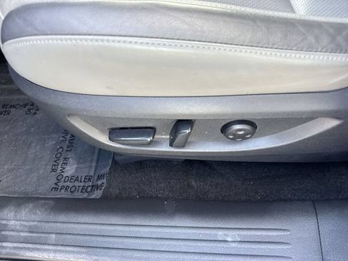Used 2023 INFINITI QX50 Luxe FWD image 12
