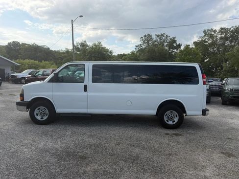 Used 2014 GMC Savana 3500 LT w/ LT Preferred Equipment Group RWD image 4