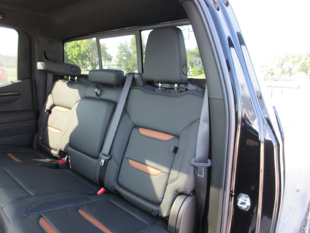 New 2026 GMC Sierra 1500 AT4 w/ AT4 Premium Package AWD/4WD image 13