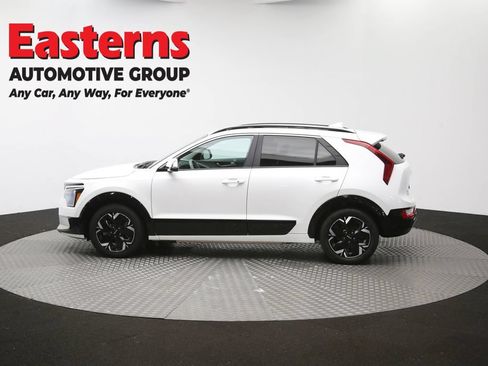 Used 2023 Kia Niro Wind w/ Wind Preserve Package FWD image 60