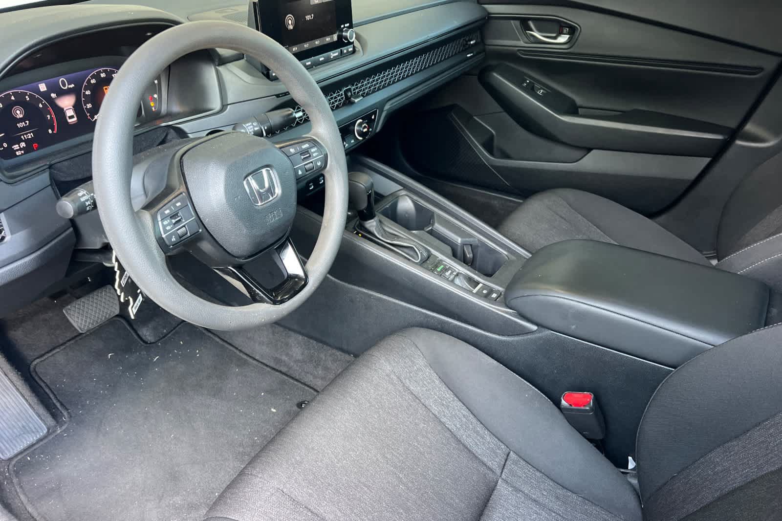 Used 2023 Honda Accord EX image 9